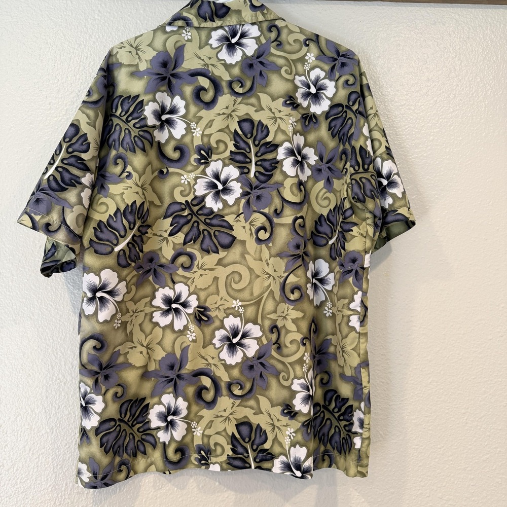 Street Culture Shirt Mens Medium Green Hibiscus Floral Hawaiian Camp Hawaiian